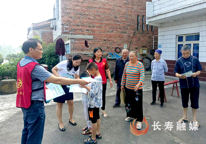 海棠镇筑牢防溺水“安全墙”
