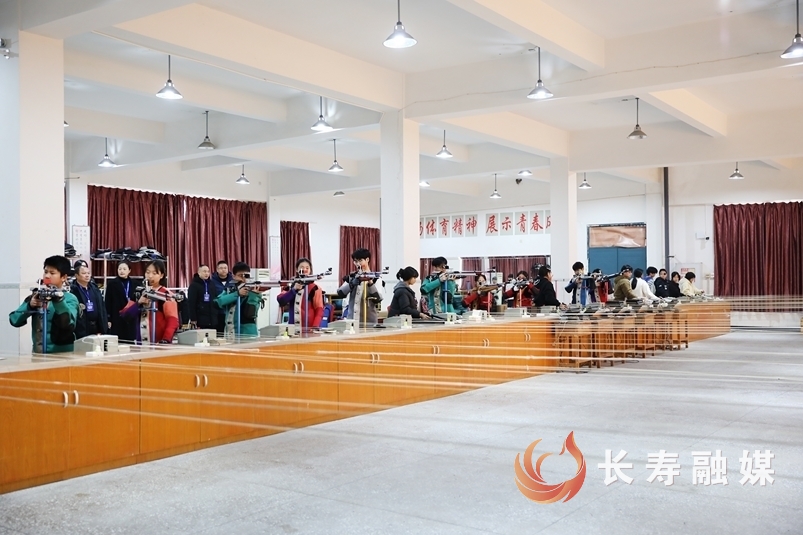 长寿一中举行建校70周年发展大会2