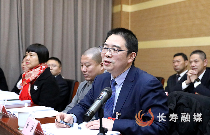 政协委员分组讨论 (1)
