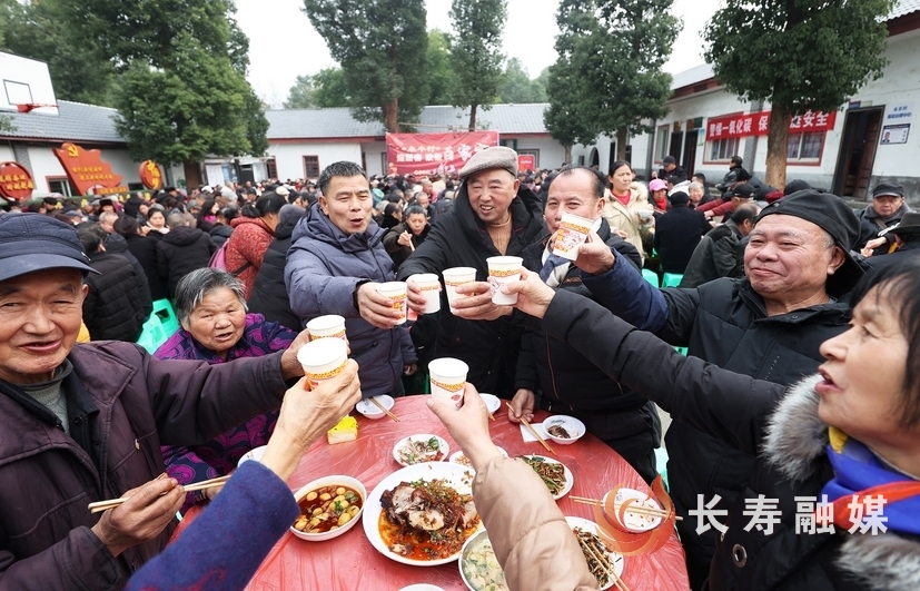 凤城街道永丰村:共享百家宴7