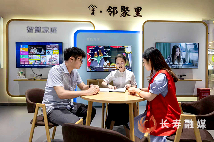 菩提街道“5分钟便企服务圈”暖了商户心 (2)