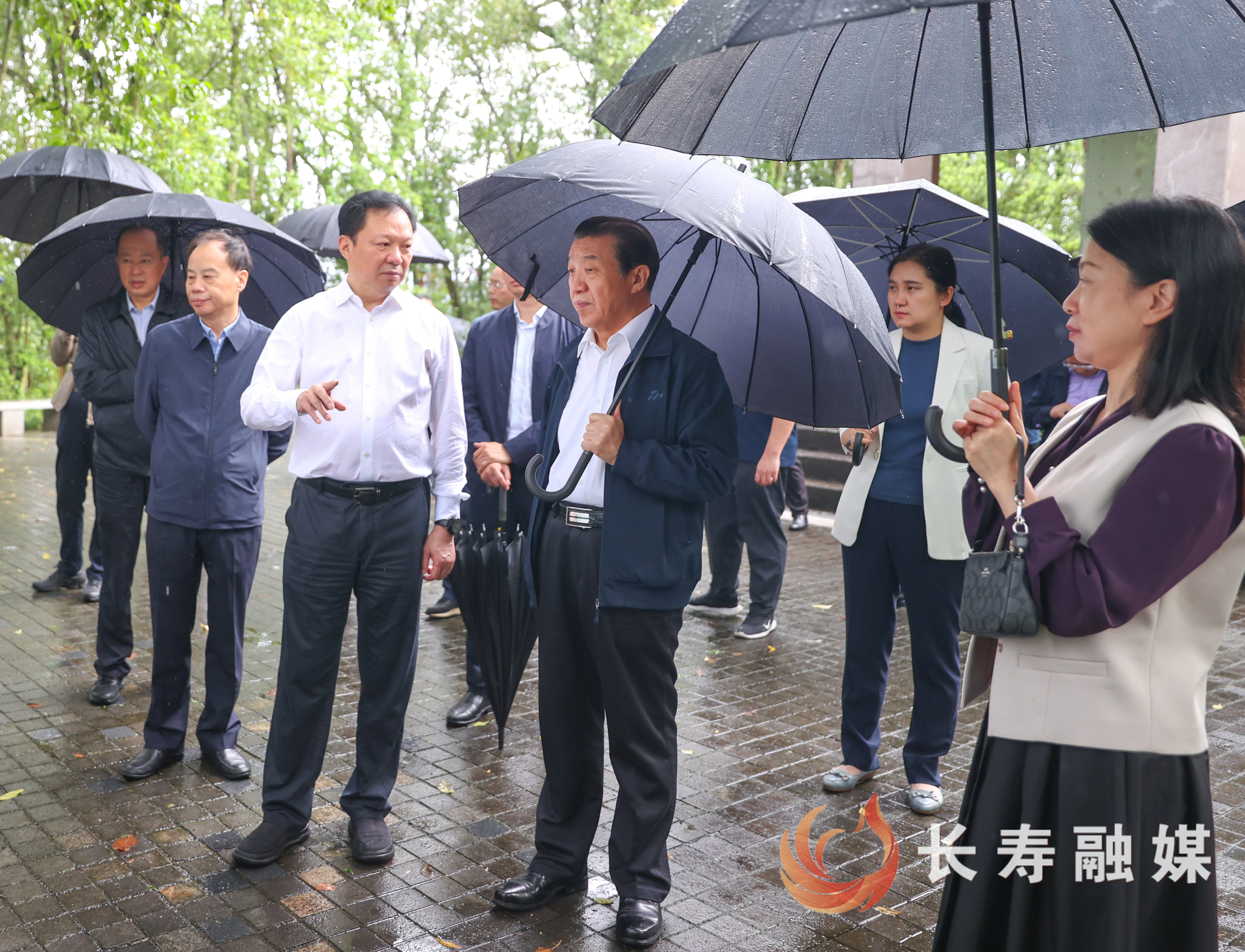 全国人大监察和司法委员会调研组来长调研1