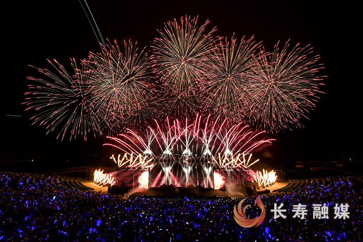 长寿湖烟火晚会+张颂东 (10)