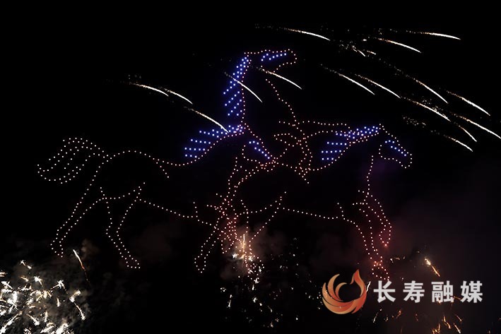 长寿湖焰火晚会+张申欣 (3)
