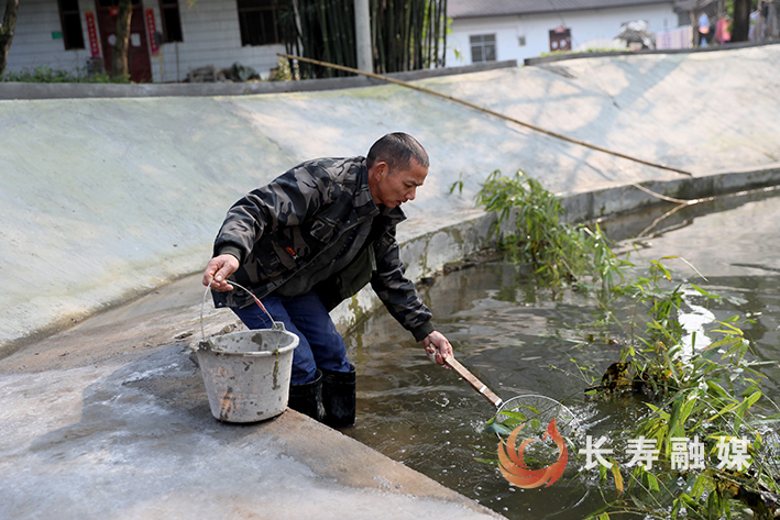 新市组建专门清漂队