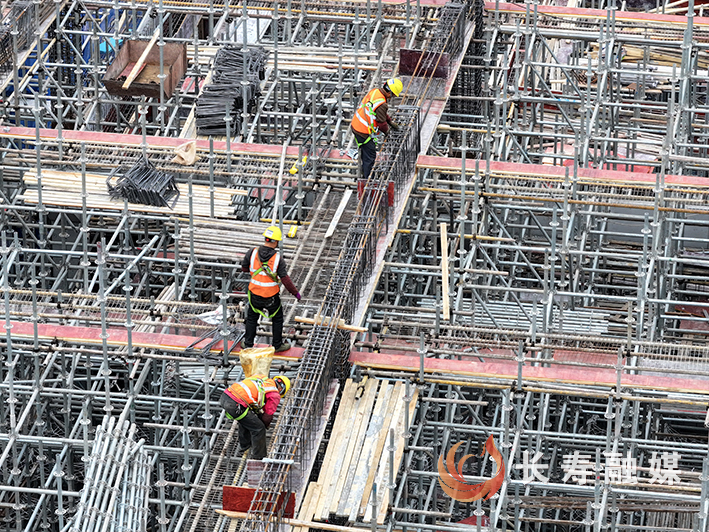 嘉利合新材:项目建设“加速跑” 奋力冲刺“开门红” (5)