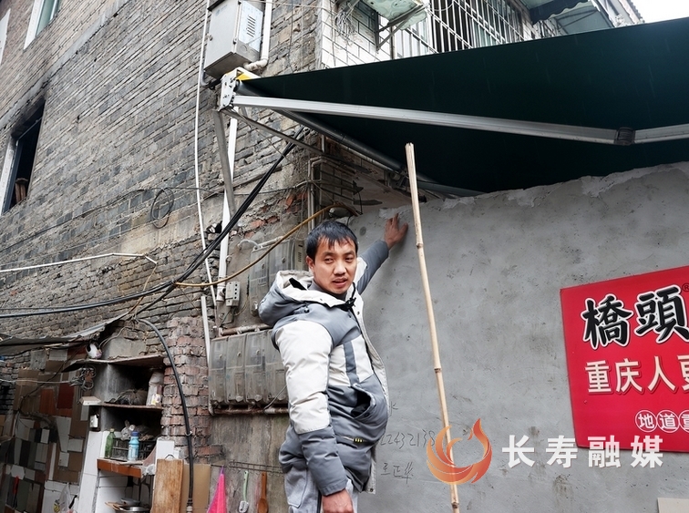 黄亚林逆火救人事迹引发市级媒体关注2