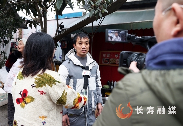 黄亚林逆火救人事迹引发市级媒体关注1
