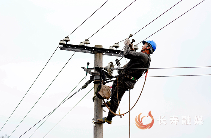 国网长寿供电:“满格电”护航“耕”省心 (1)
