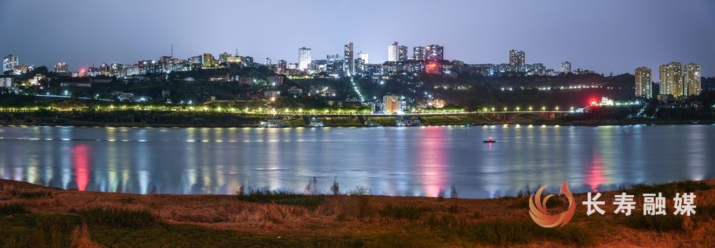 快来看看河街夜色