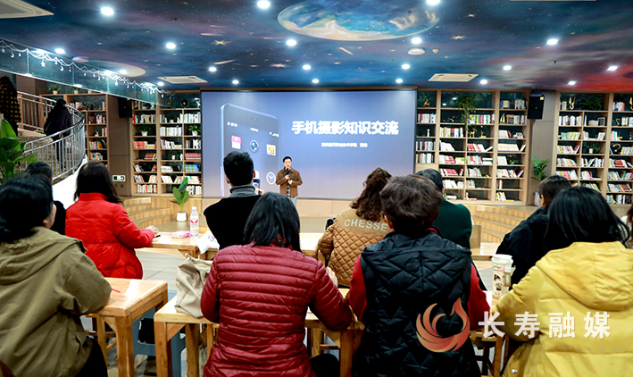 职工夜校开课学员感受艺术盛宴 (4)