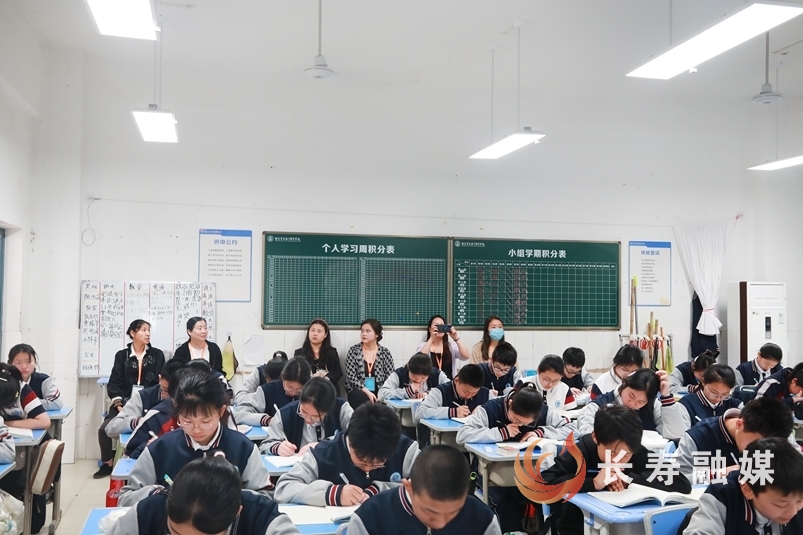 课堂、社团、食堂全开放!家长们围观校园4
