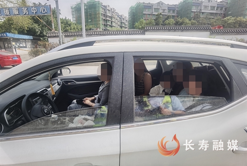 高速交警长寿大队连续查处两起案件1