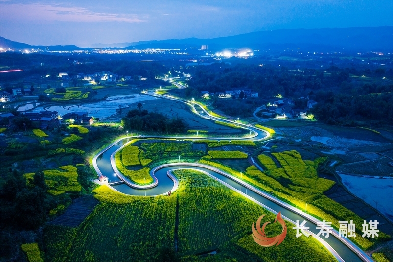 摄影家眼中的春日美景+李炎