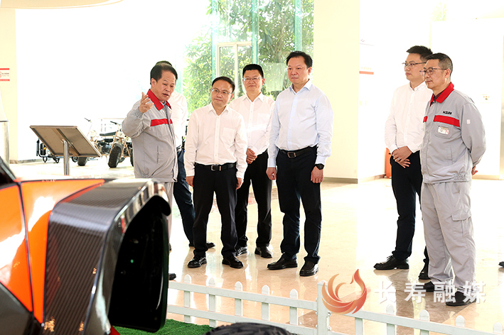 江夏戴明调研长寿经开区企业 (2)