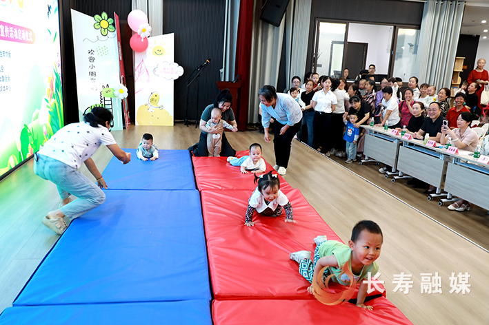 我区2025年全国托育宣传月暨优化生育政策服务宣传活动启动 (3)