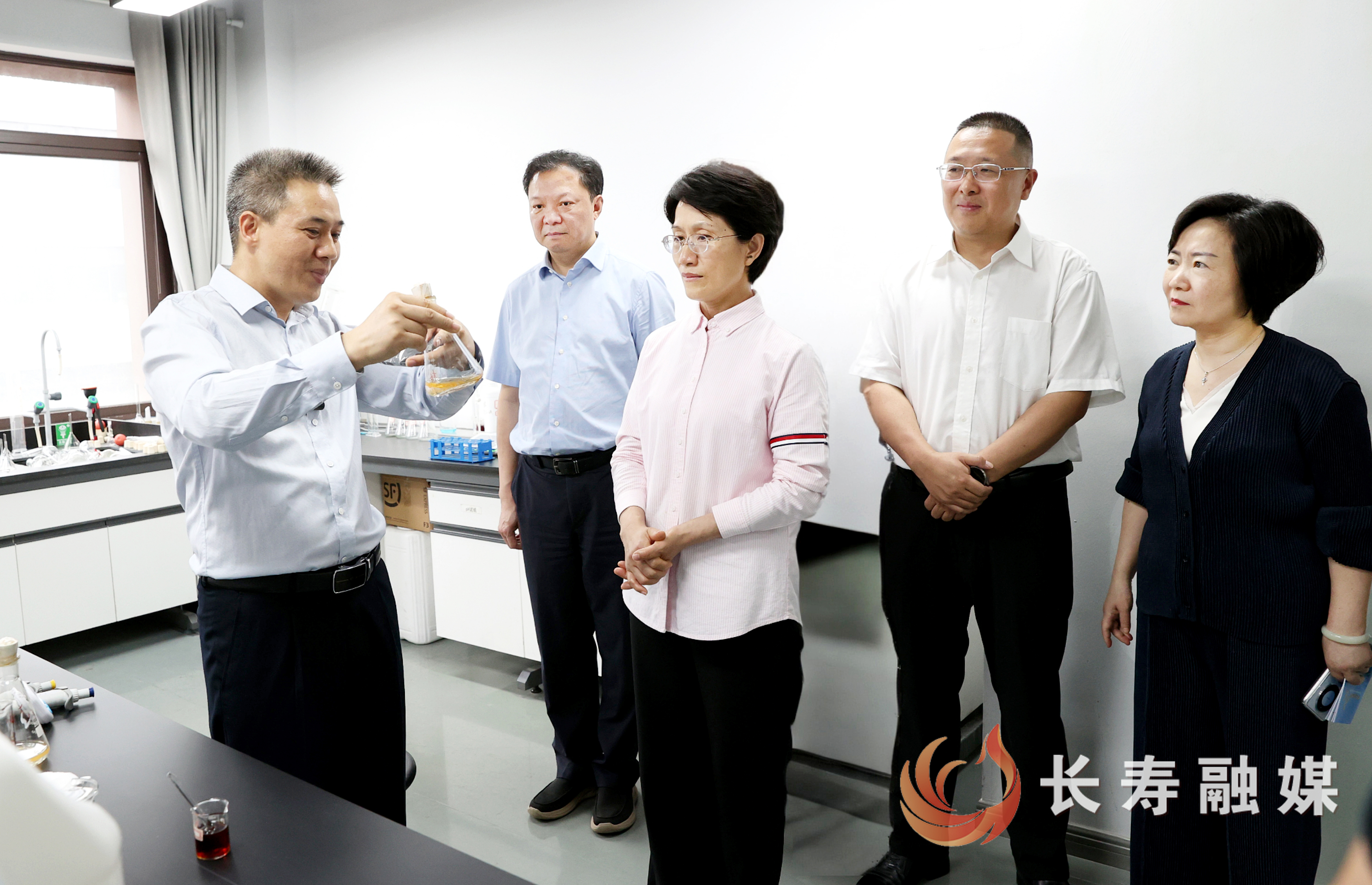 市政协副主席谭家玲率队来长开展“四下基层”“服务为民”调研活动 (2)