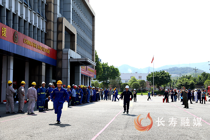 长寿经开区2025年化工企业应急技能大比武 (5)