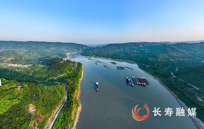 美丽的长江绿色屏障 (2)