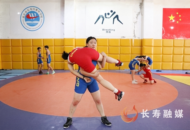 摔跤运动员杨茜5