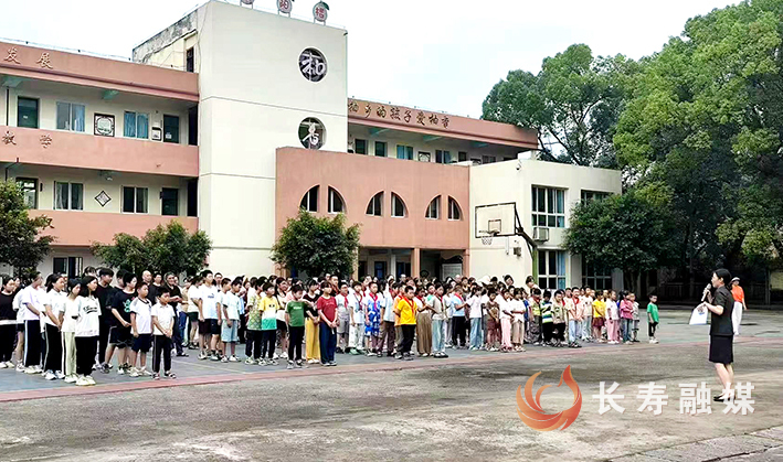 邻封镇法治宣讲进校园 (2)