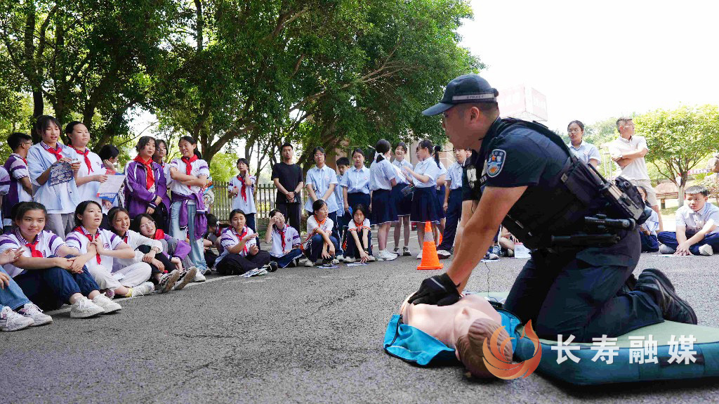 萌娃進警營 平安伴成長3