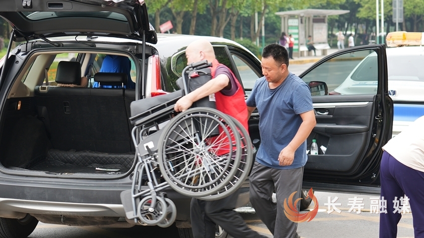 组图｜考场外的守护4