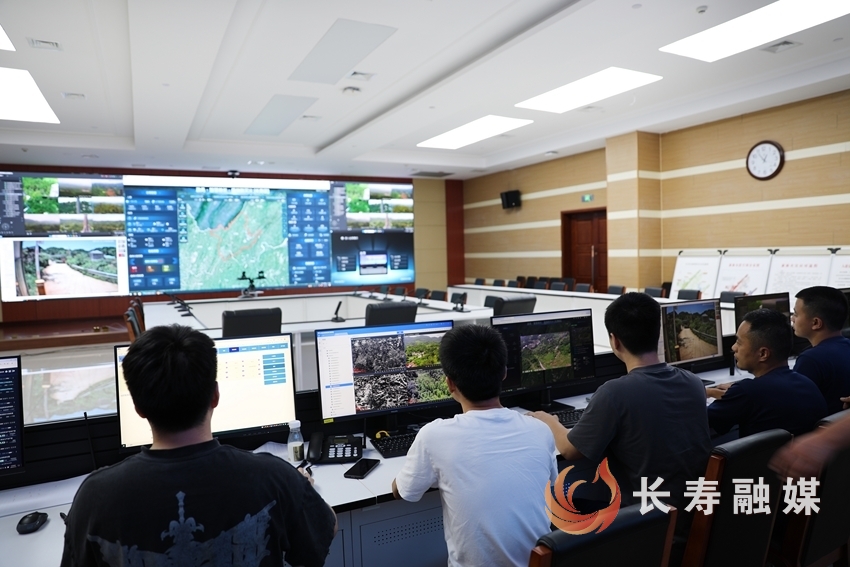 高温“烤”验之下 防火防暑容不得丝毫松懈​2