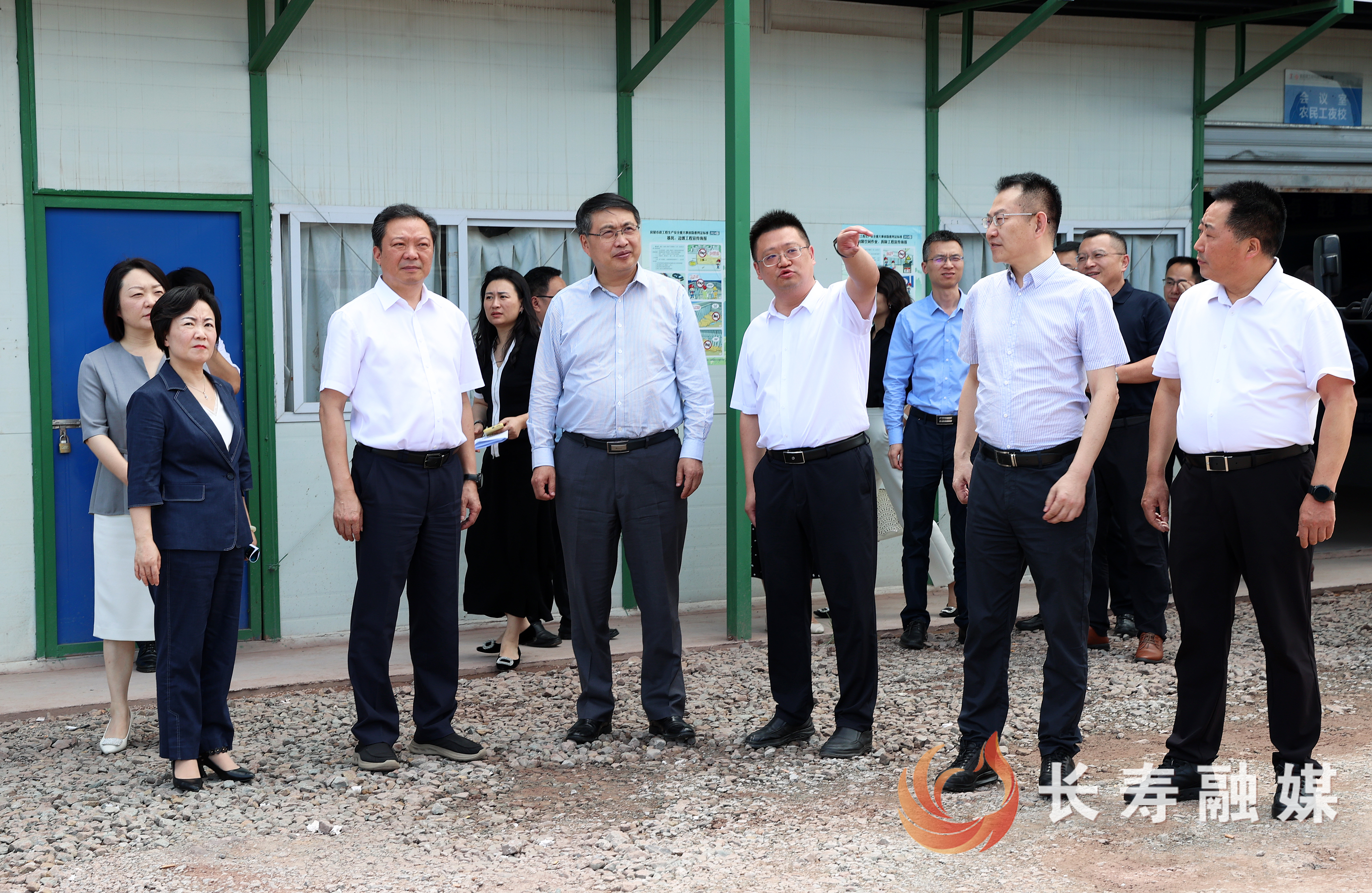 市商务委党组书记、主任章勇武一行来长调研1