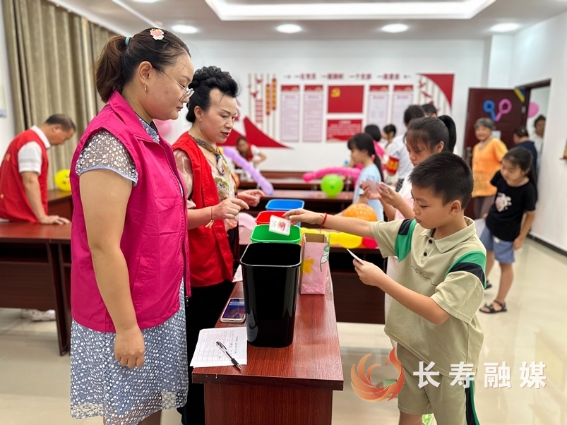 新市街道：寓教于乐学垃圾分类