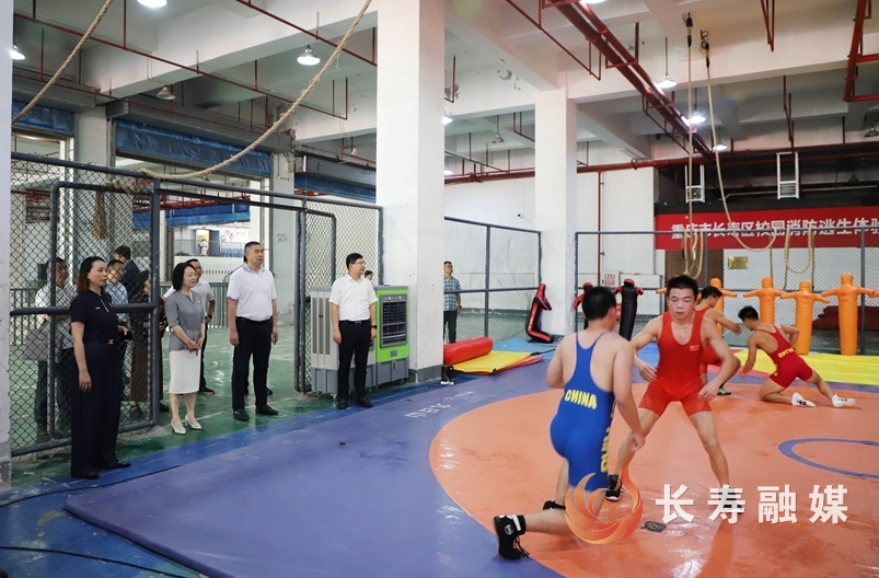 市体育局来长调研体育工作1