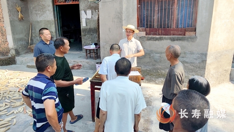 新市街道：进村入湾宣传森林防火