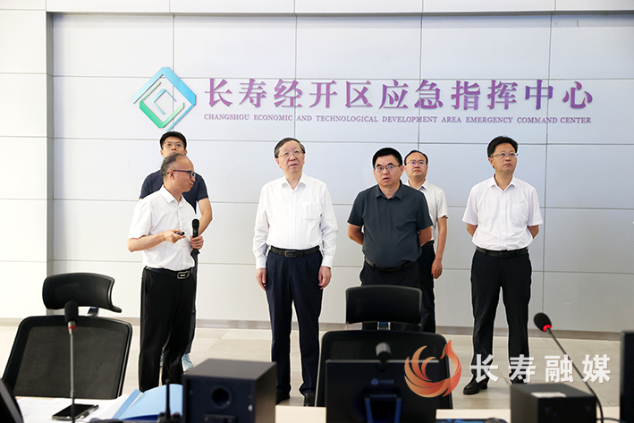 九三学社2025院士专家重庆行暨“智荟长寿”大讲堂举行 (3)