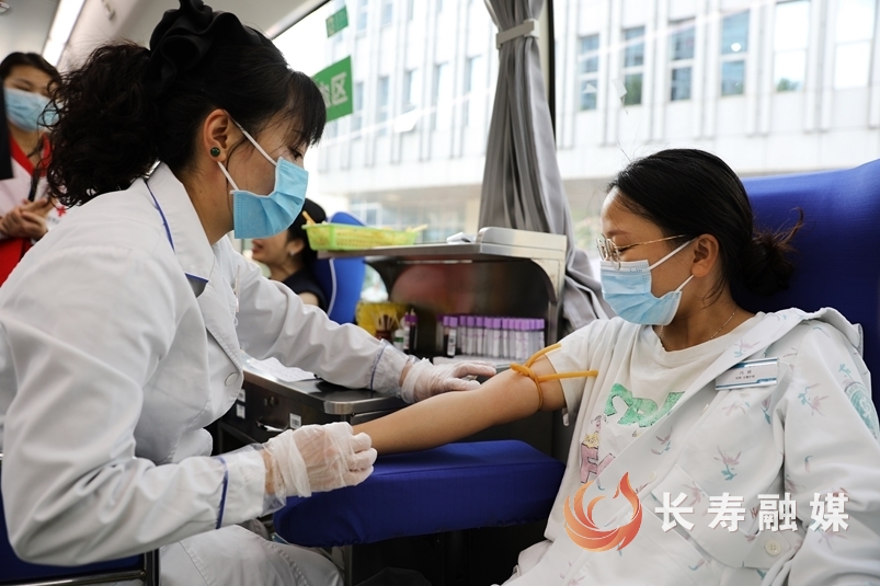 长寿妇幼医务人员带头献血5