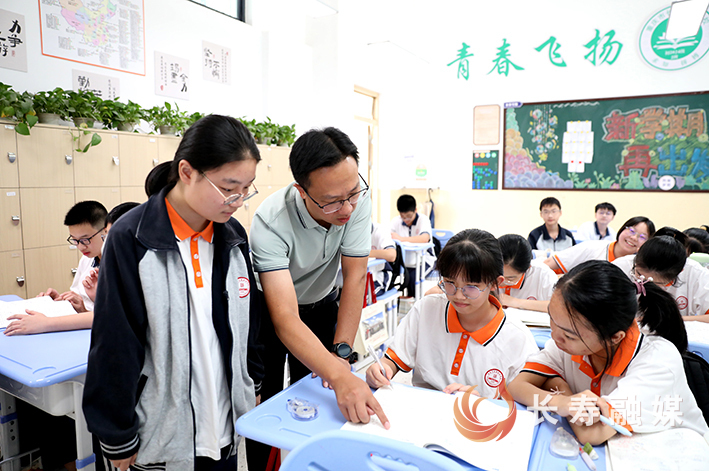 园丁颂之余秋华 (2)