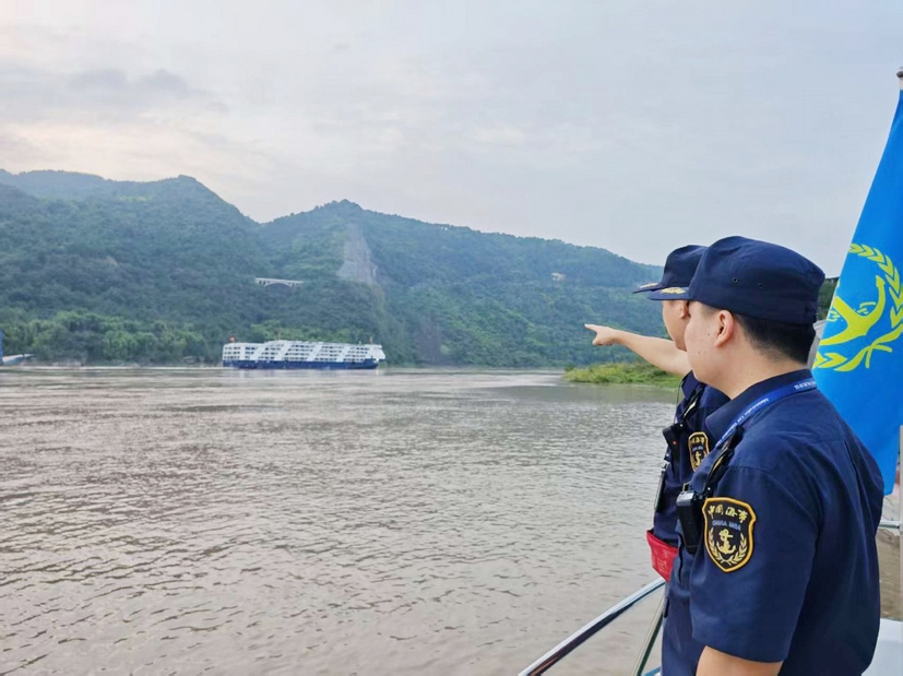 入汛最大洪峰顺利过境长寿段1