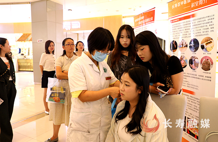 我区全民健康生活方式宣传月活动启动 (3)