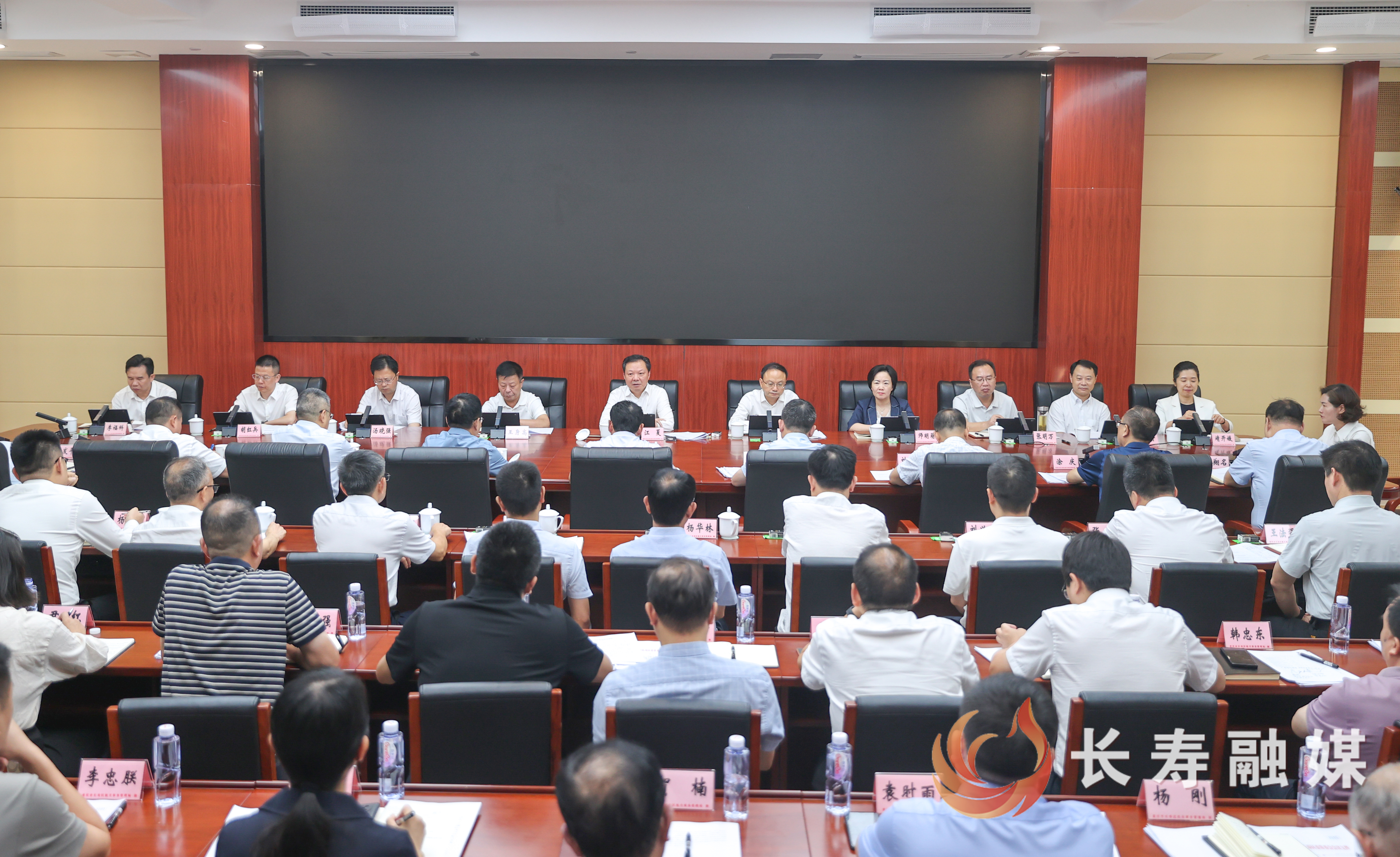 区委常委会召开第155次（扩大）会议