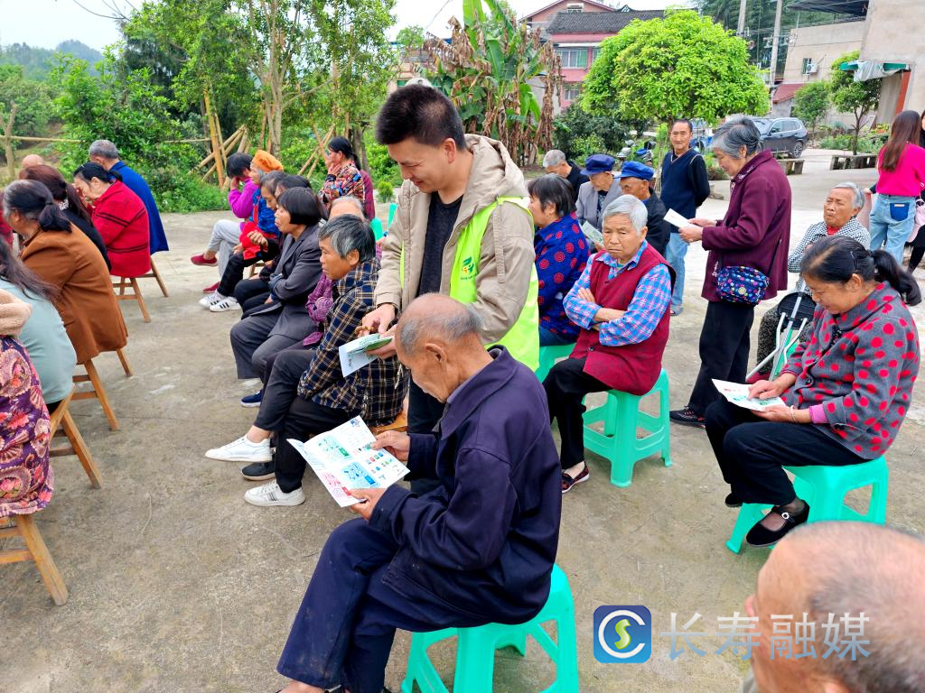 葛兰垃圾分类走进院坝会 (2)