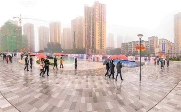 江津人民广场一期工程。通讯员 张树仁 摄