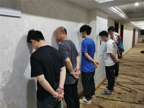 嫌疑人被抓获。云阳县公安局供图 华龙网发