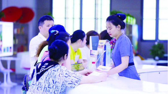 重庆市大三峡旅游集散中心：“一站式”服务助你玩转大三峡