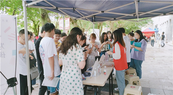 活动现场 学校供图 华龙网发 活动现场 学校供图 华龙网发