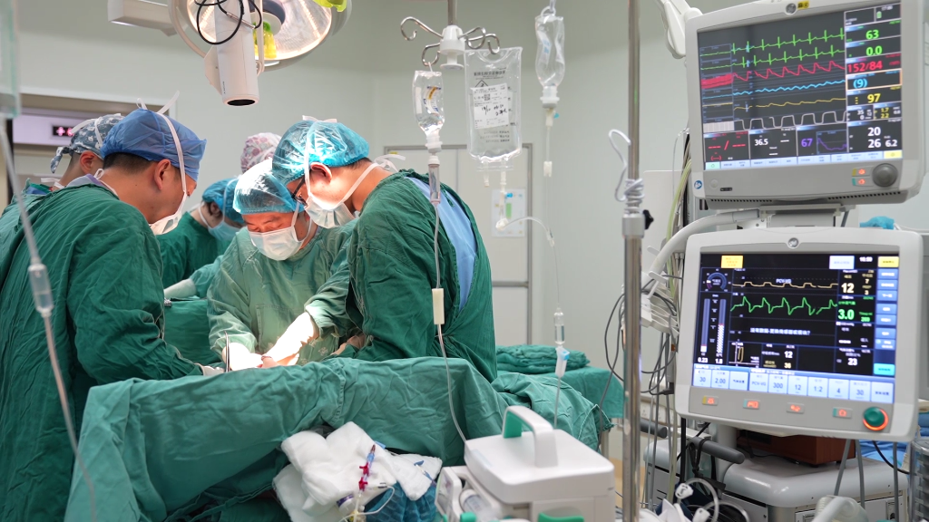 成功为3名儿童实施移植术 重医附属儿童医院可以做儿童肾脏移植手术