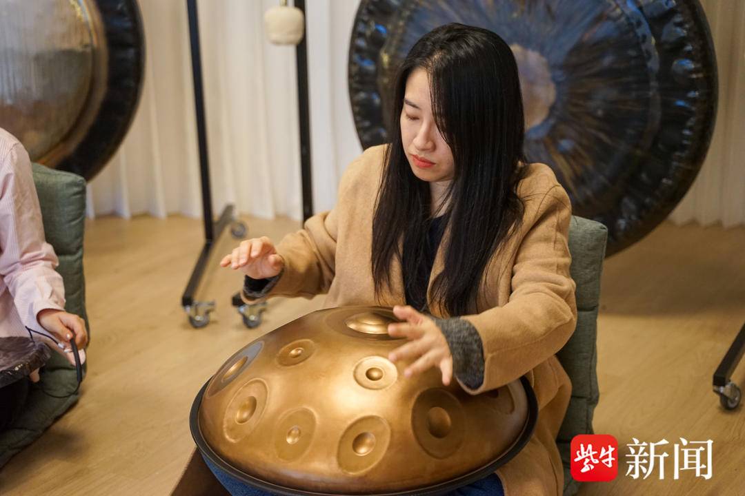 女硕士当起“音声调频师” 以空灵之声疗愈都市人身心2