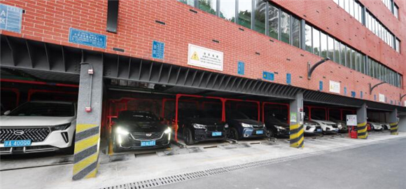 大黄路机械停车库。重庆市停车管理事务中心供图 华龙网发