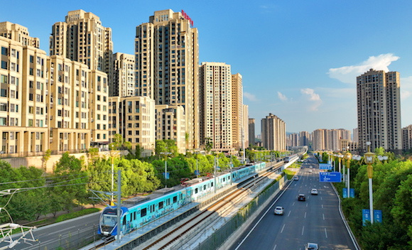 4 市郊铁路江跳线正在运行。江津区委宣传部供图 华龙网发