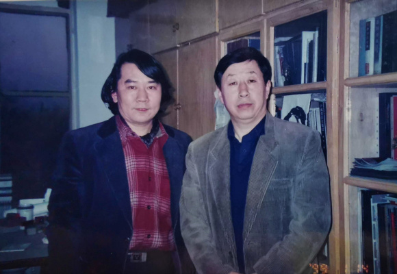 1999年，梅忠智应邀在刘大为艺术工作室艺术交流