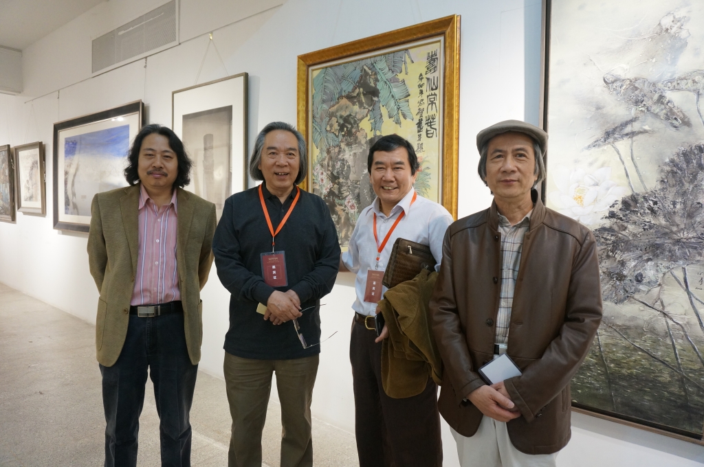梅忠智与霍春阳、贾光健、苏百均在中央美术学院合影