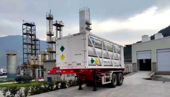 重庆同辉科发气体有限公司生产的电子特气充装完成备运。涪陵区委宣传部供图